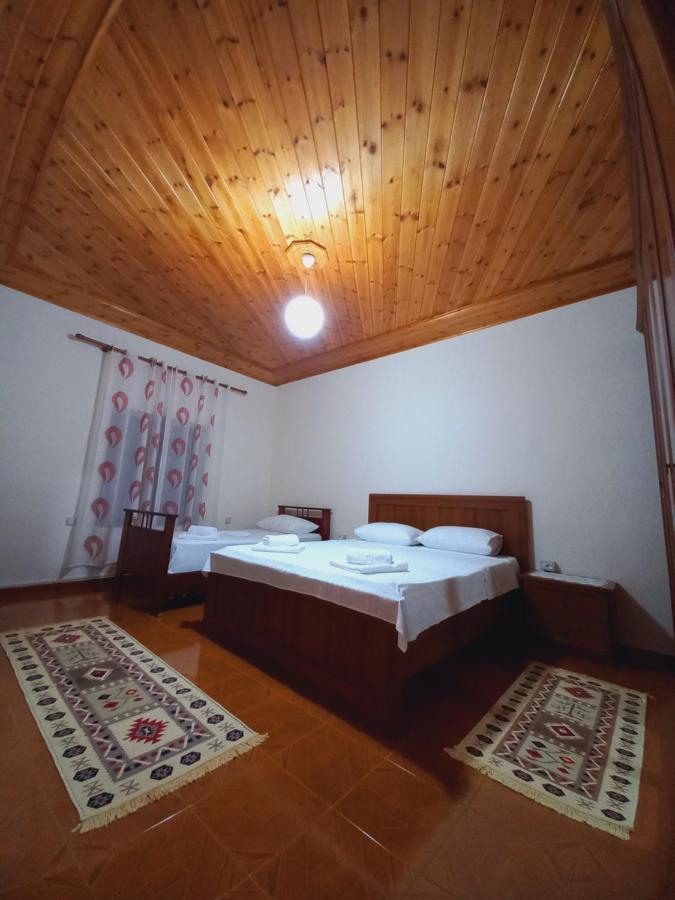 Sokolli Guest House Gjirokastër Exterior foto